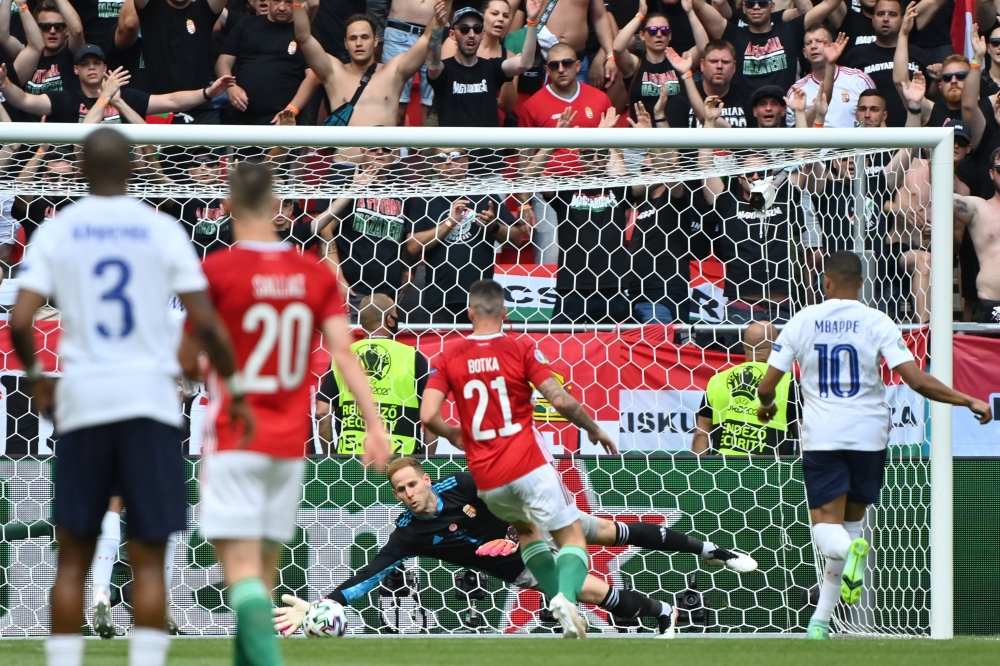 AVRO-2020: Macarıstan millisi Fransanı pley-offa yüksəlməsinə mane oldu